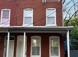 16 Landing St, Trenton, NJ 08611