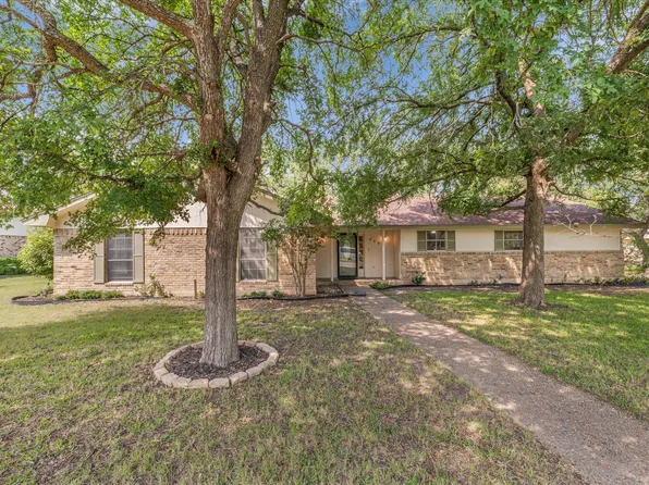 206 Taos Dr, Woodway, TX 76712