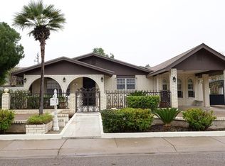 305 W Maple Loop, Laredo, TX 78041