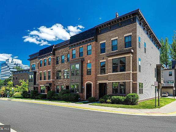 4th image of 3166 Virginia Bluebell Ct