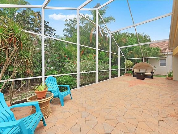 2nd image of 371 Pindo Palm Dr