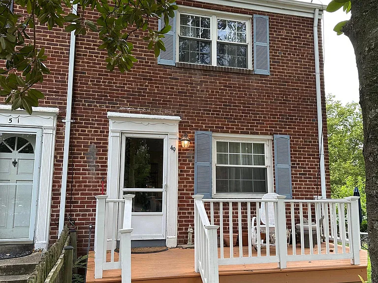 49 E Rosemont Ave — Photo 42