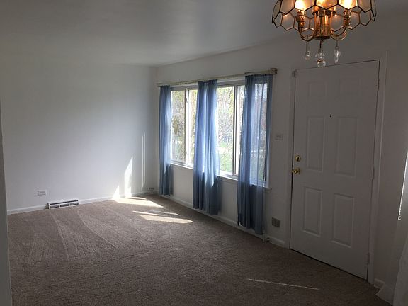 5th image of 14916 S Richmond Ave