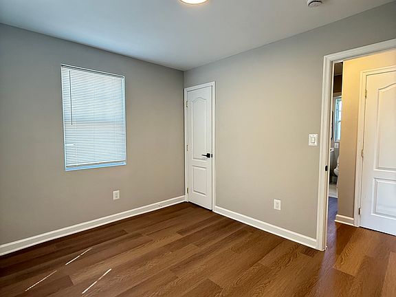 5th image of 6870 Hawthorne St