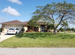 307 NW 10th Ter, Cape Coral, FL 33993
