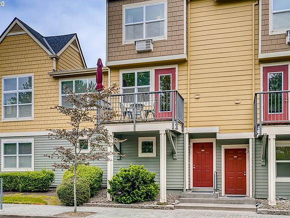 3rd image of 1534 SE Cutter Ln #1534