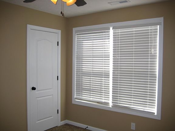 4th image of 3773 Gray Fox Dr