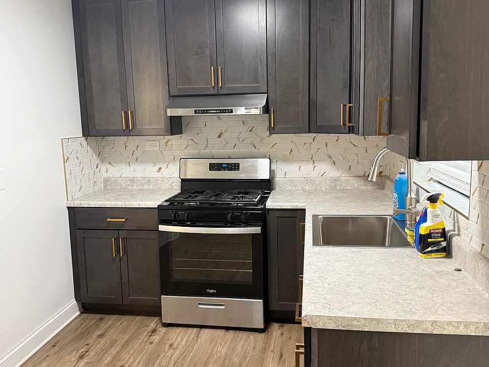 1st image of 1026 N Talman Ave #1N
