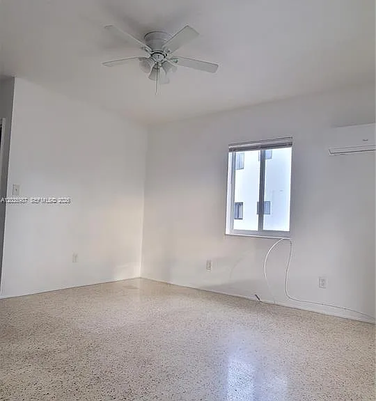 350 SW 15th Rd #3 — Photo 10