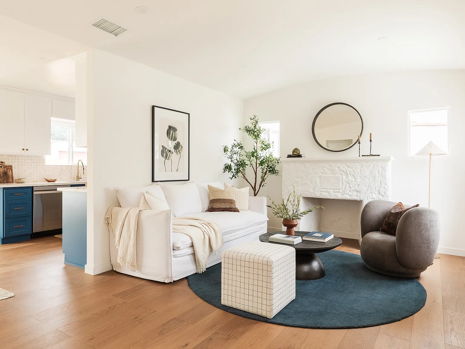 3 bed, 1144 sqft, $6,500 — Photo 3