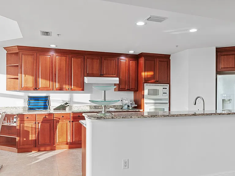 6061 Silver King Blvd #1 — Photo 5