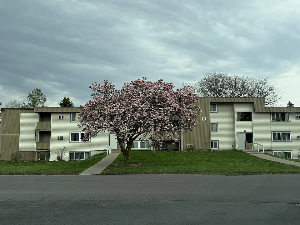 Cedarwood Crossings