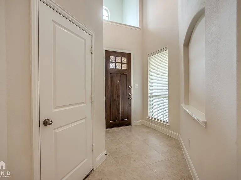 3324 Damsel Sauvage Ln — Photo 5