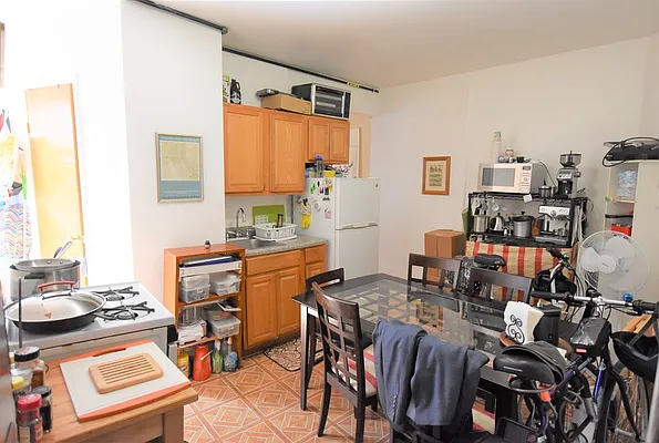 Rented by Bold New York | media 16