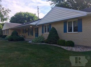 1807 Applewood Dr, Carroll, IA 51401