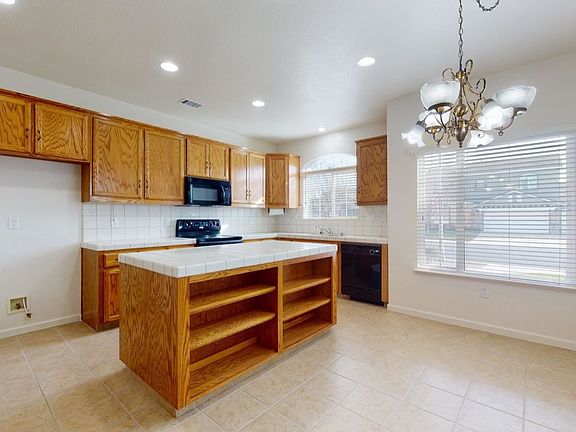 5th image of 1805 Genoa Dr