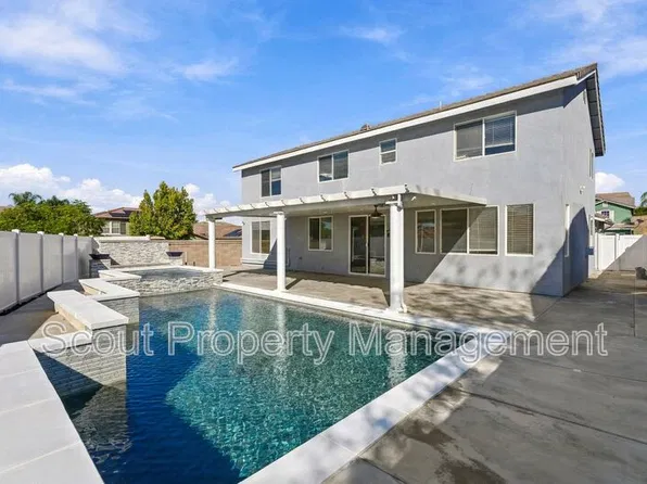 28629 Maplewood Dr, Menifee, CA 92584