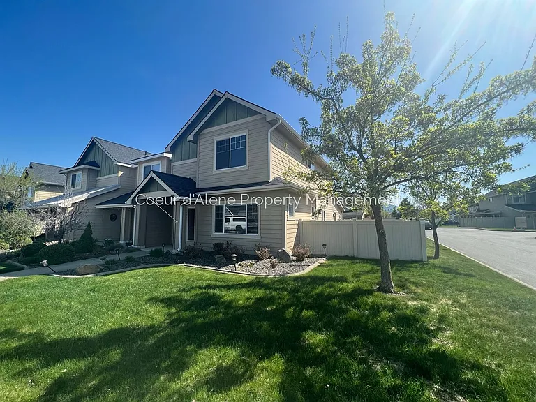 6502 N Descartes Dr — Photo 2