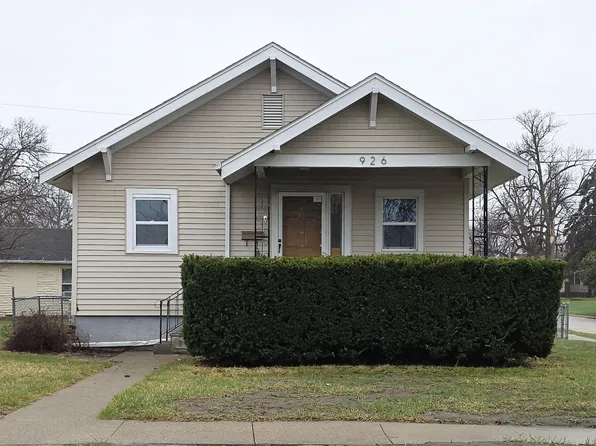 926 Pacquette Ave, Sioux City, IA 51109