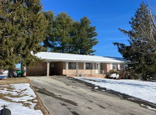 518 Crestwood Dr, Morristown, TN 37814