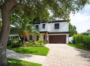 2301 W Bristol Ave, Tampa, FL 33606