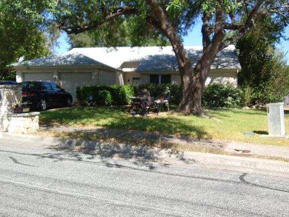 3rd image of 10806 Tall Oak Trl