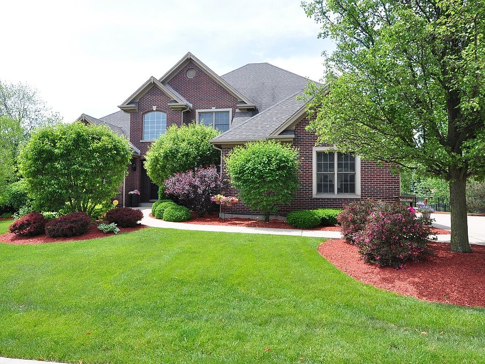 1st image of 745 John Ct