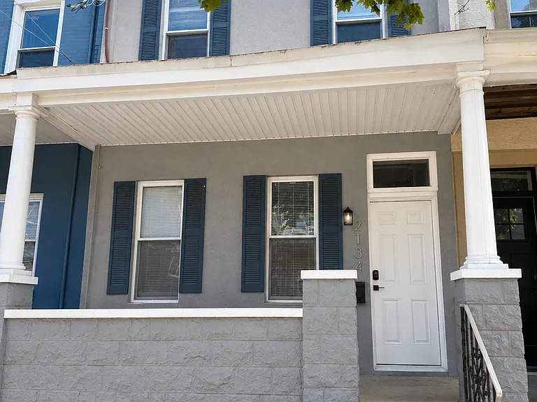 2134 Wharton St — Photo 37
