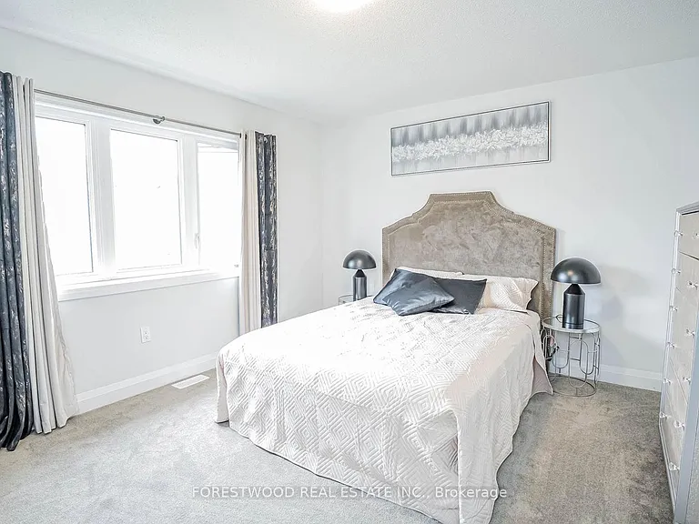 53 Humberstone Dr — Photo 33