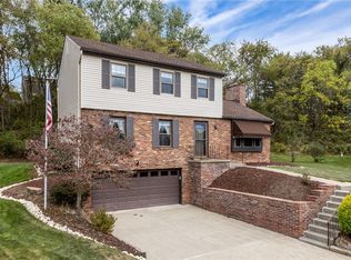 222 Lakeside Dr, Mc Kees Rocks, PA 15136