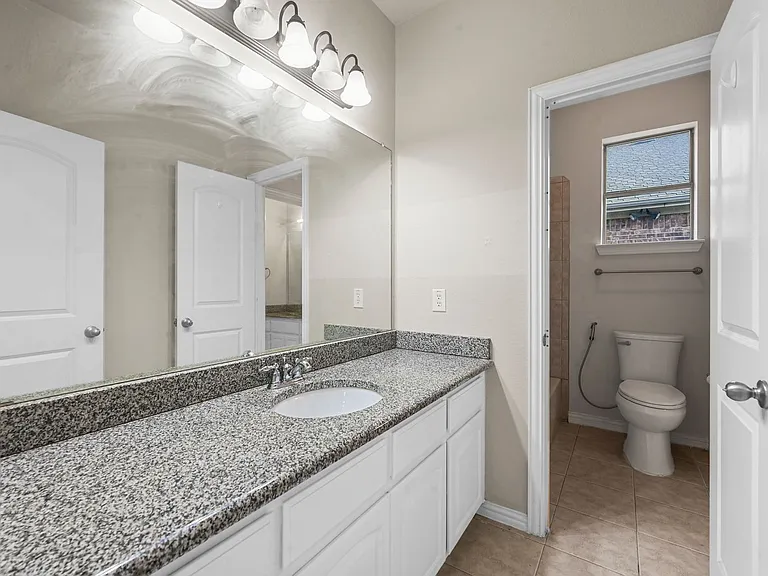 8732 Laurel Canyon Rd — Photo 25