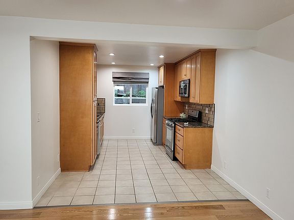 3rd image of 519 Raymond Ave #3