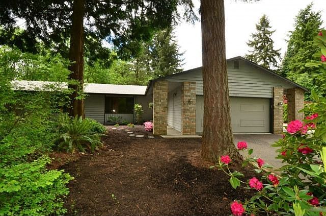 1st image of 7027 188th St SE