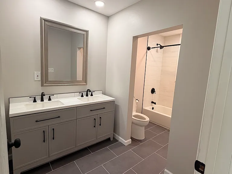 9 Van Nostrand Ave #2F — Photo 14
