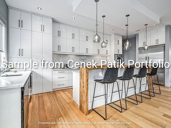 4th image of 1056 1st Ave NE