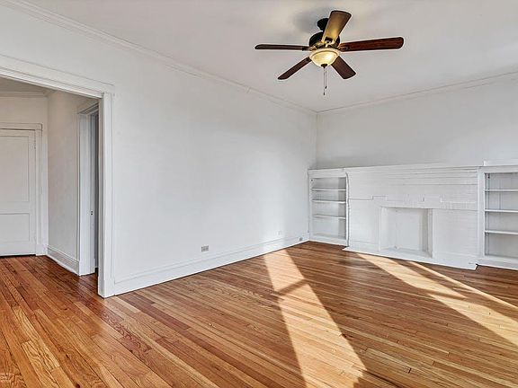 5th image of 1542 W Rosemont Ave #1W