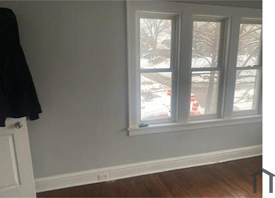 1st image of 405 Dixon St