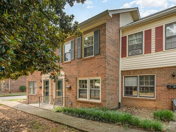 6810 Farmingdale Dr APT B, Charlotte, NC 28212