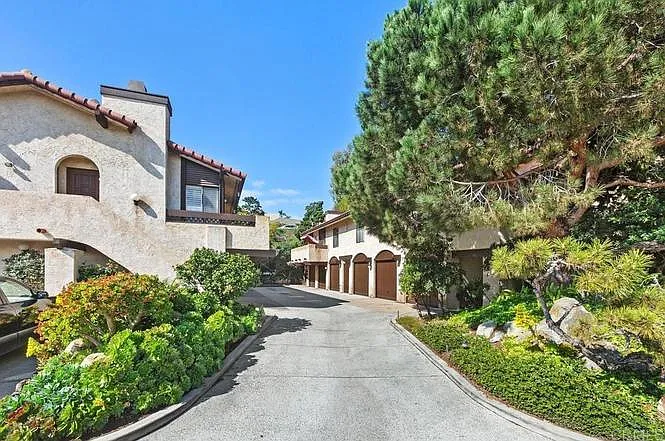 13724 Ruette Le Parc #A — Photo 7