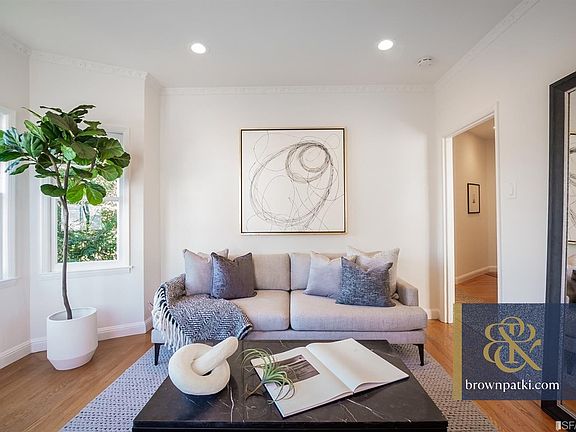 4th image of 40 28th St APT 4