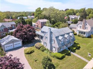 33 Shirley Ln, New London, CT 06320