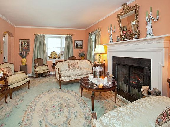 Ultra charming center hall Colonial