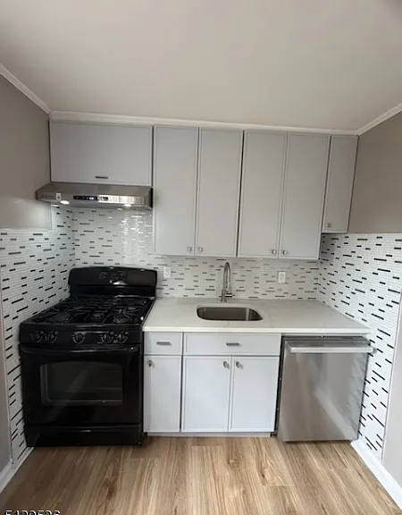 37 Center St — Photo 2