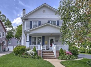 8 Cottage Pl, Freehold, NJ 07728