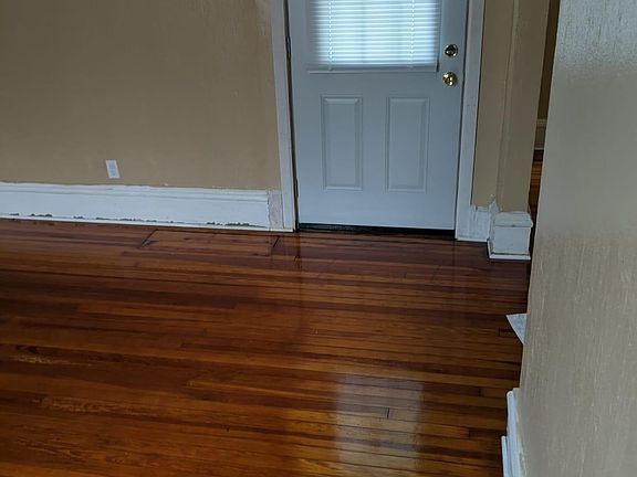 5th image of 2004 18th Ave