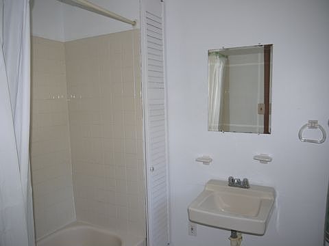 2nd image of 263 Hulse Ave