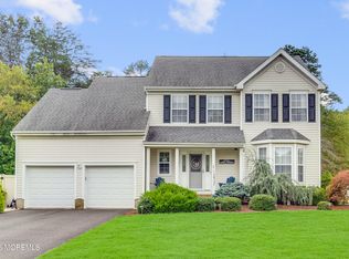 1 Blue Jay Ct, Jackson, NJ 08527
