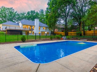 5306 W Tayside Cir, Columbia, MO 65203