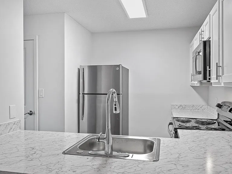 Apartments at Urbana — Photo 64