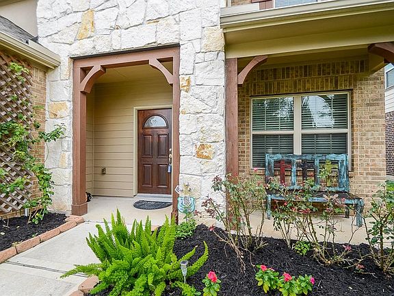 The current owners have loved the neighborhood and their neighbors. It is located at the entrance to the neighborhood so you have easy access to area pools, playgrounds, and very little traffic.